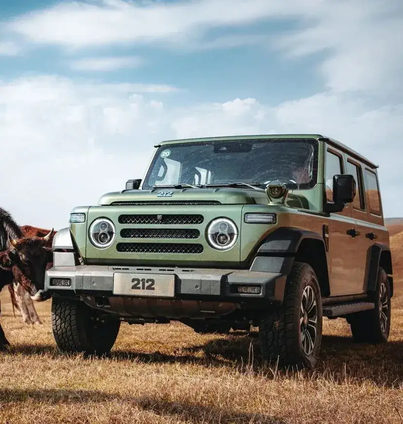 BAW 212 SUV 4×4 la fermă – mașină de lucru off-road